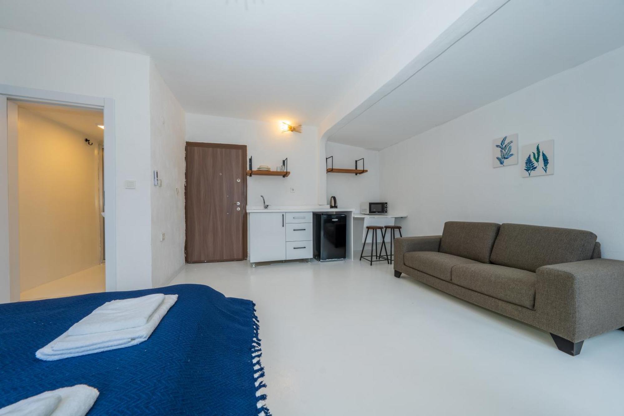Mai Rooms By Downtown Фетхие Экстерьер фото