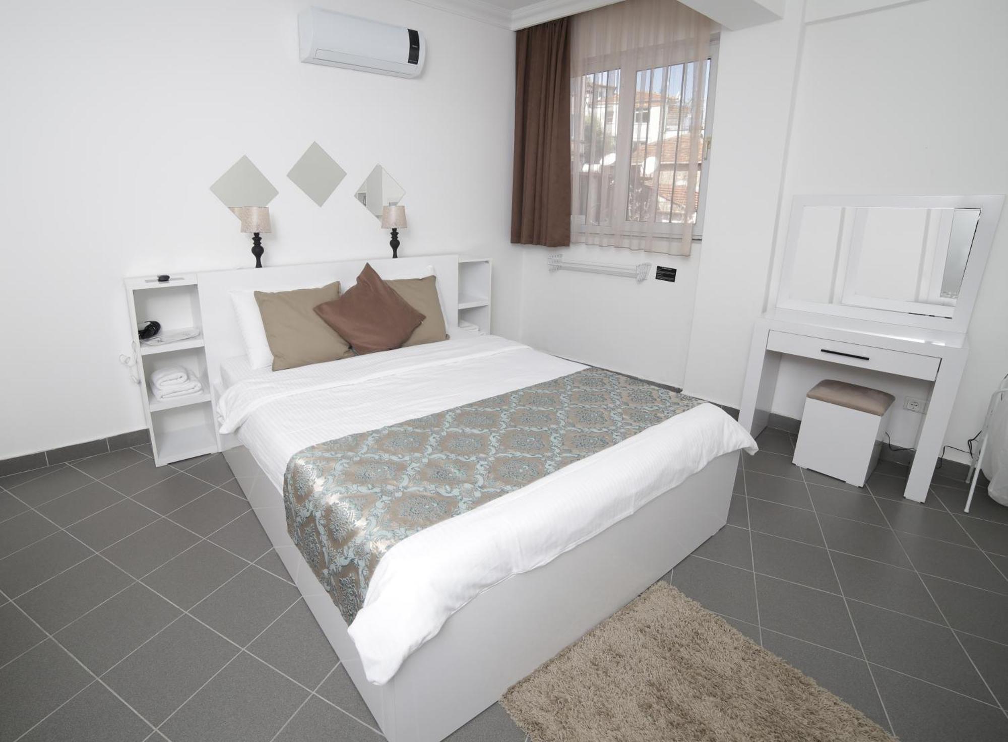 Mai Rooms By Downtown Фетхие Экстерьер фото