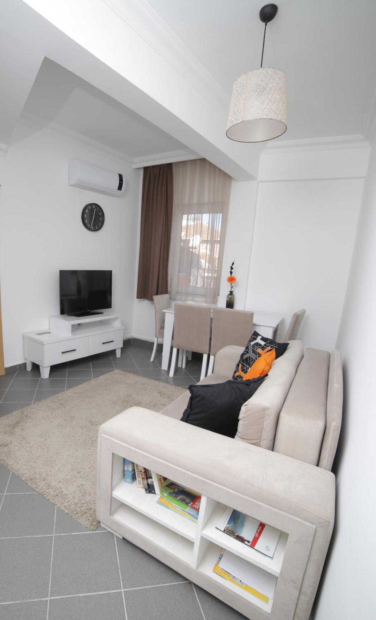 Mai Rooms By Downtown Фетхие Экстерьер фото